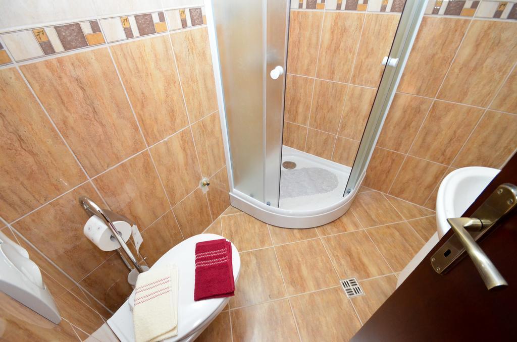 Apartments Ceklin Kotor Ngoại thất bức ảnh