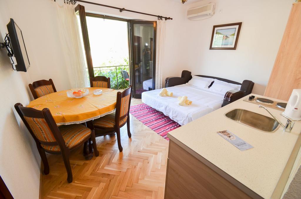 Apartments Ceklin Kotor Ngoại thất bức ảnh