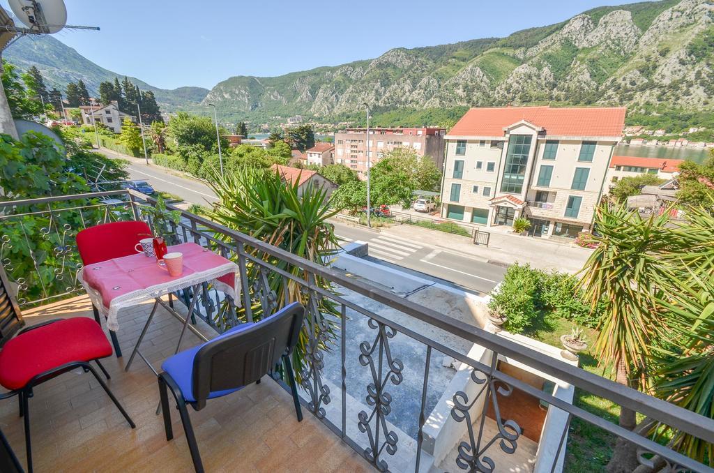 Apartments Ceklin Kotor Ngoại thất bức ảnh