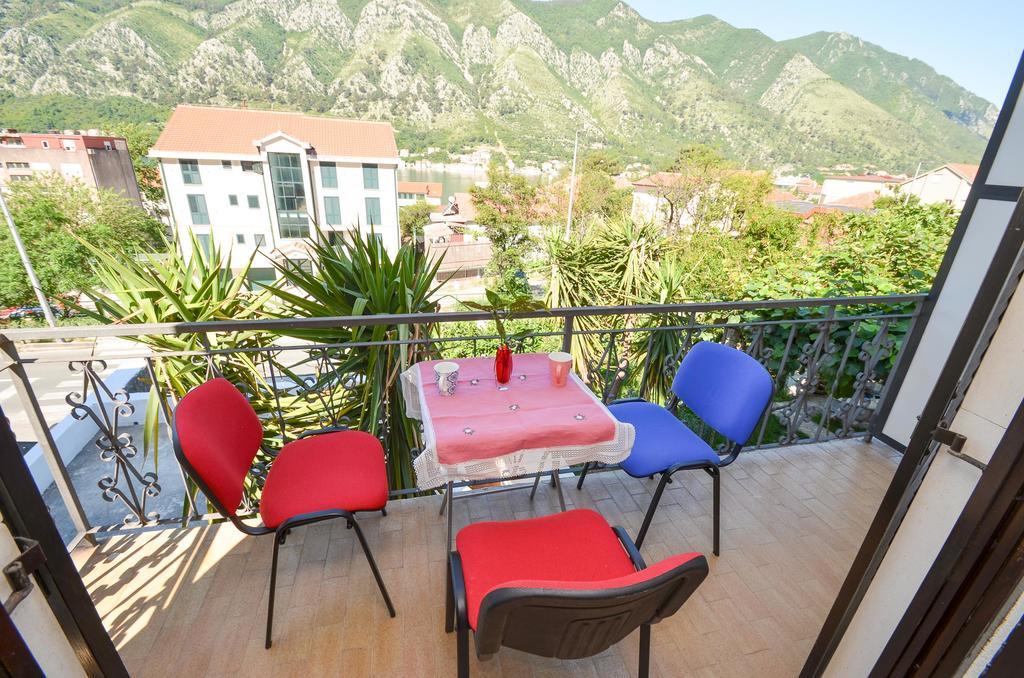 Apartments Ceklin Kotor Ngoại thất bức ảnh