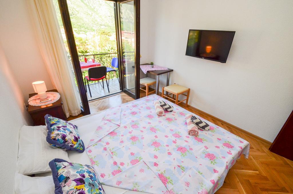 Apartments Ceklin Kotor Ngoại thất bức ảnh