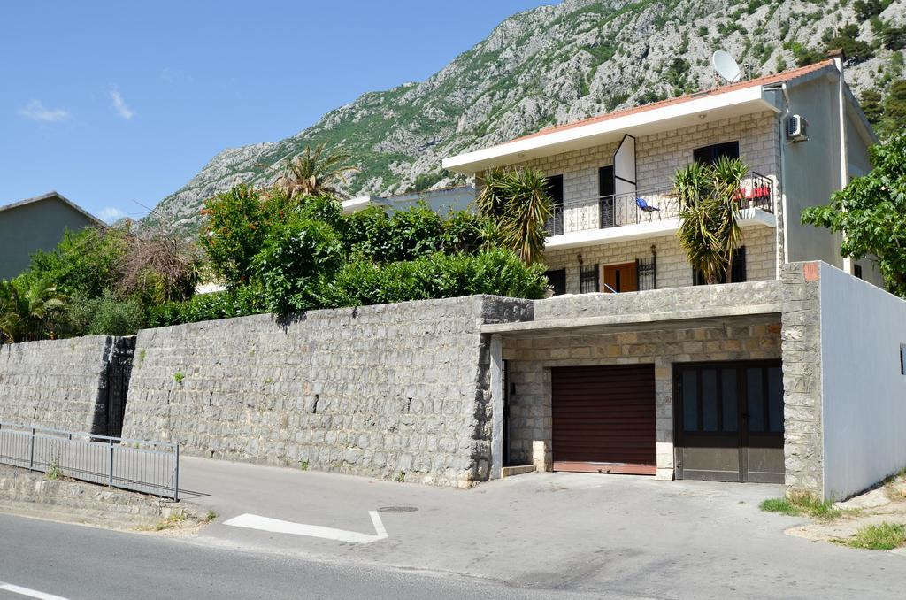 Apartments Ceklin Kotor Ngoại thất bức ảnh