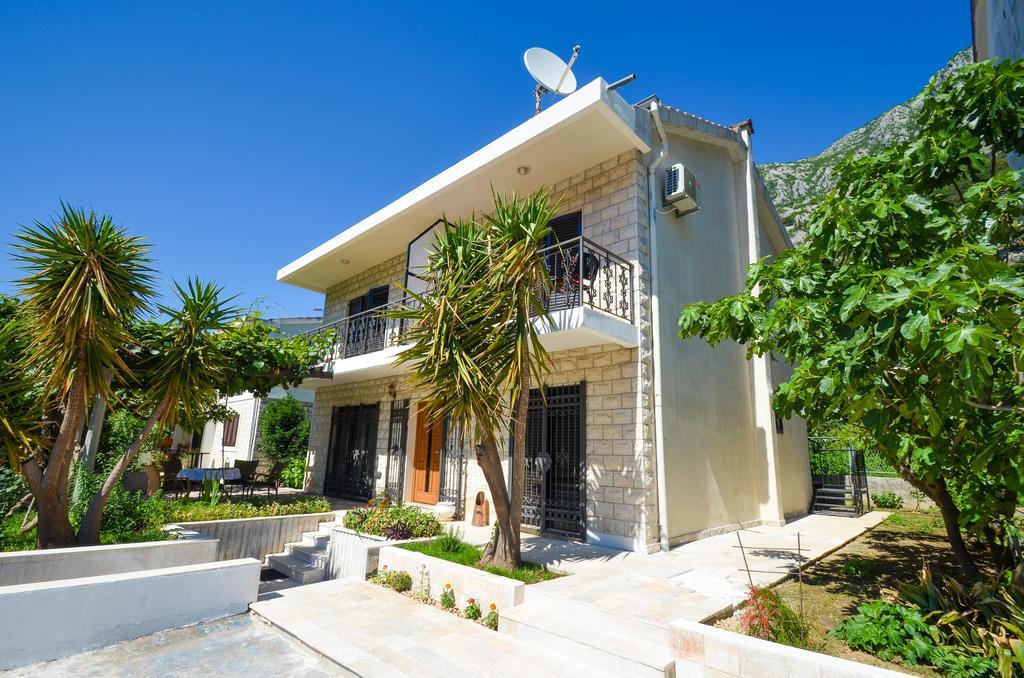 Apartments Ceklin Kotor Ngoại thất bức ảnh